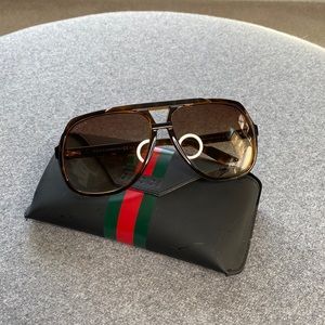 Authentic Gucci GG 1622 Sunglasses in Brown Tortoise Shell and Brown Lens